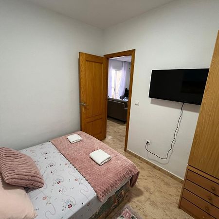 Apartamento Compartido - Solo El Dormitorio Es Privado 托雷维耶哈 外观 照片