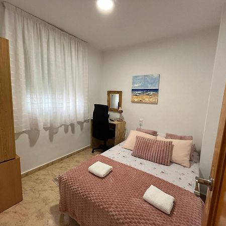 Apartamento Compartido - Solo El Dormitorio Es Privado 托雷维耶哈 外观 照片