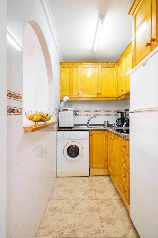 Apartamento Compartido - Solo El Dormitorio Es Privado 托雷维耶哈 外观 照片