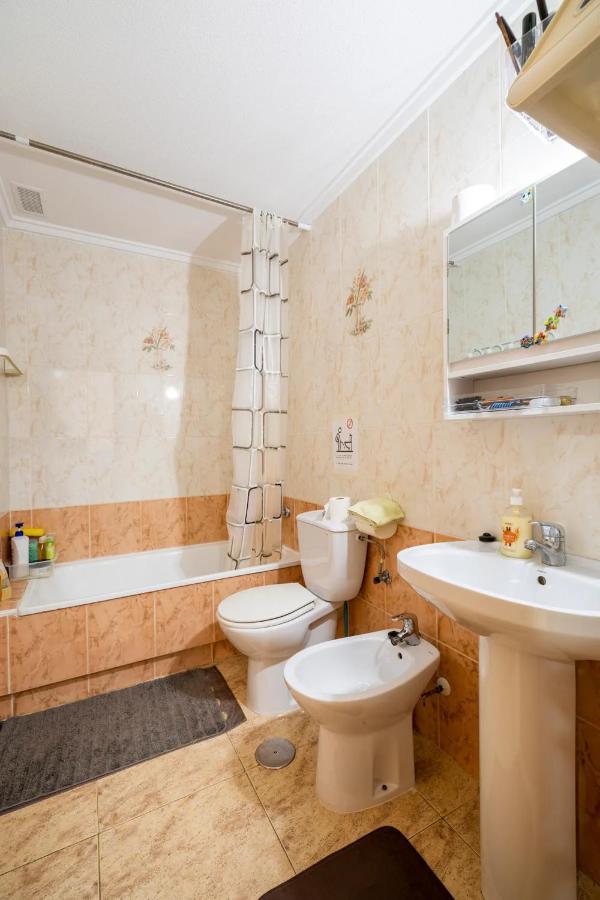 Apartamento Compartido - Solo El Dormitorio Es Privado 托雷维耶哈 外观 照片