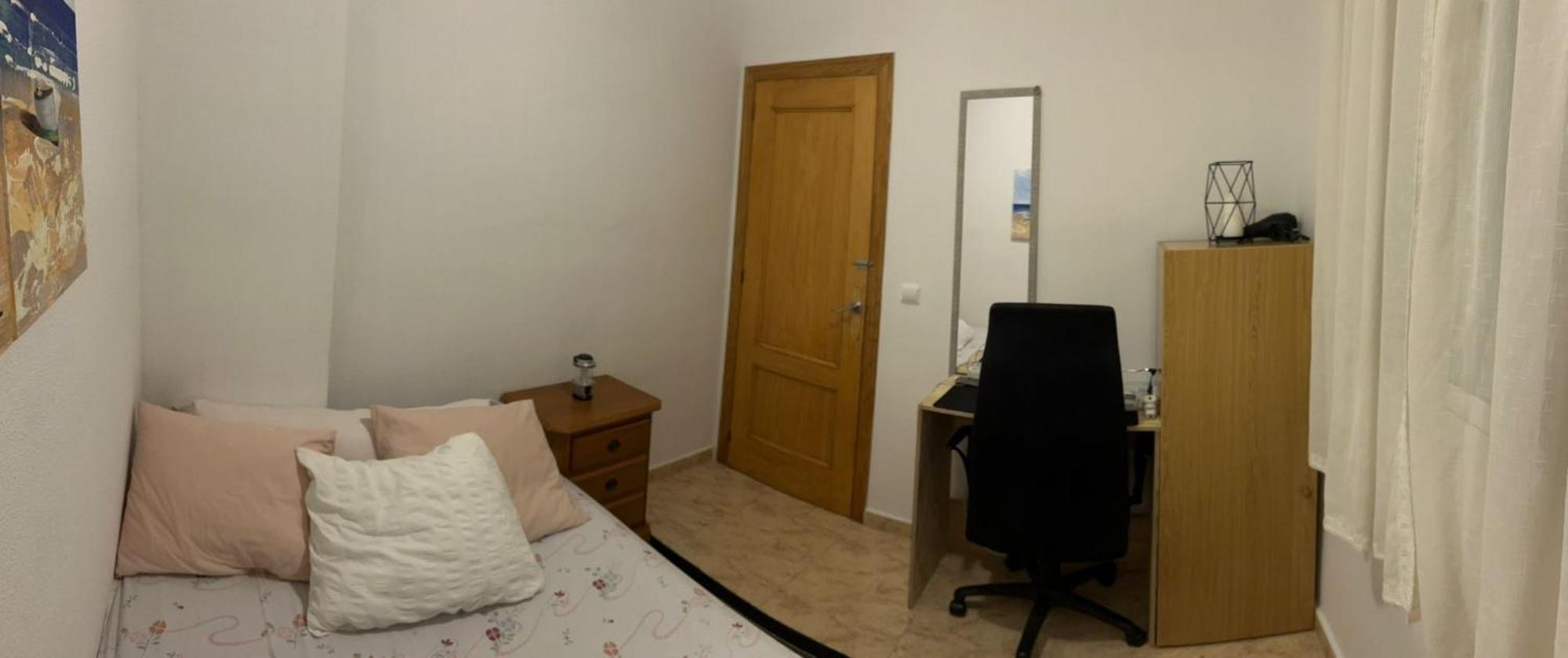 Apartamento Compartido - Solo El Dormitorio Es Privado 托雷维耶哈 外观 照片